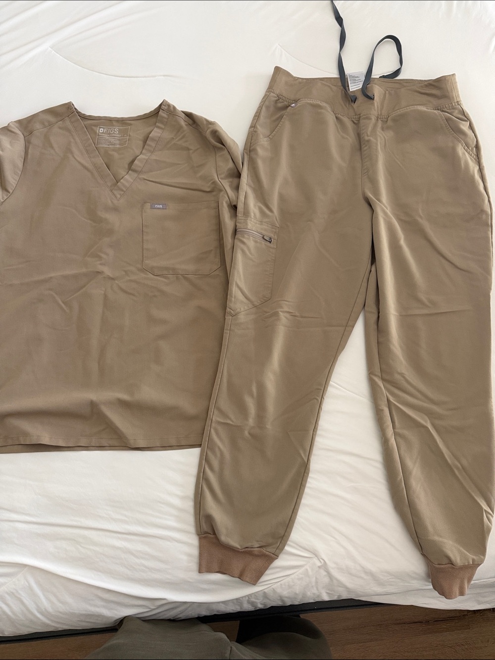 Figs Women's Tan Jogger Scrub Set - Neutral Tan